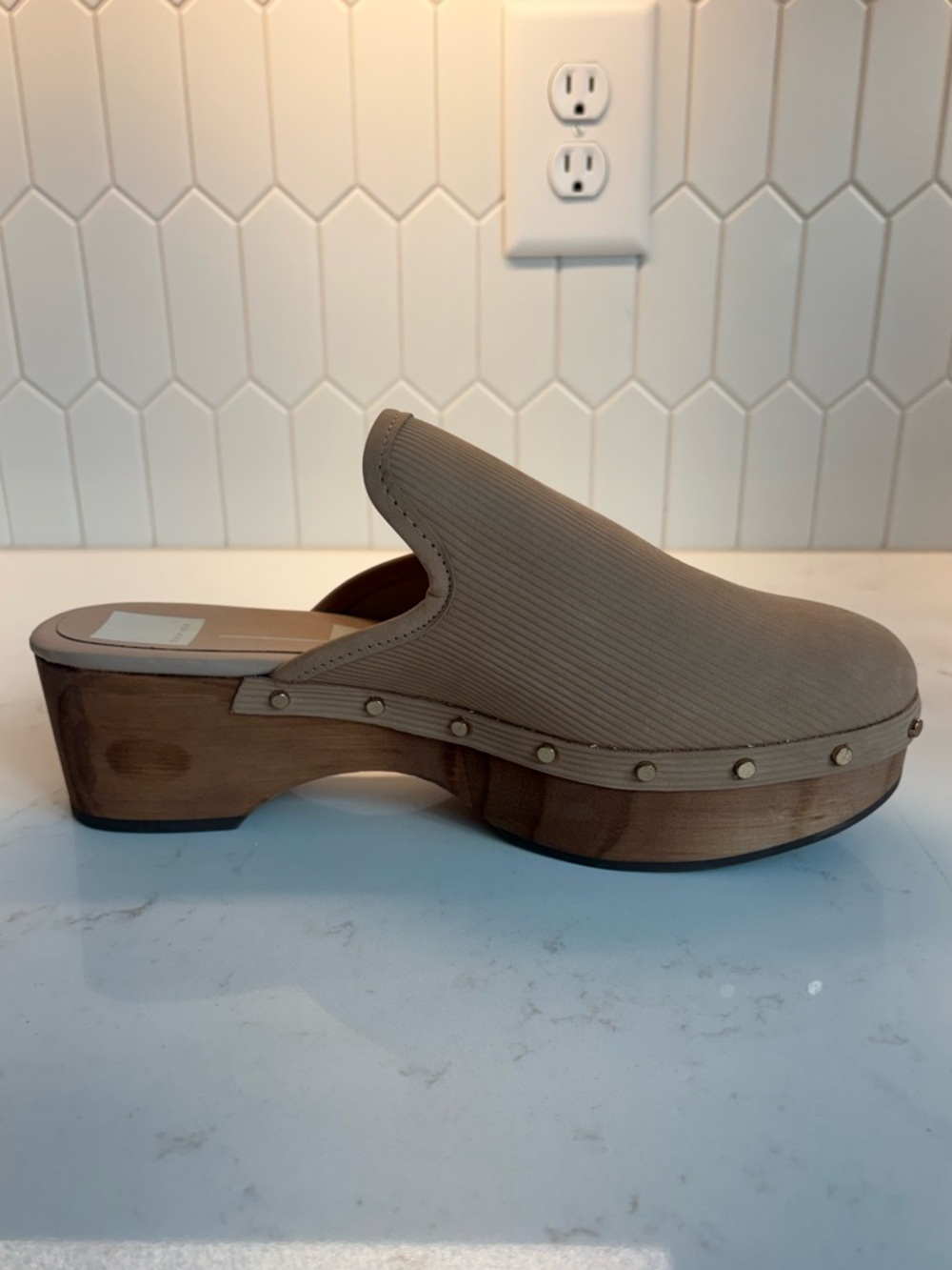 EUC Dolce Vita Closen Clogs. Camel Nubuck Suede. Size 10. Retail price $148. - Picture 8 of 10